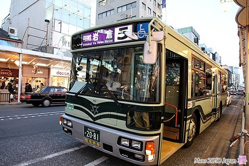 公車上-3