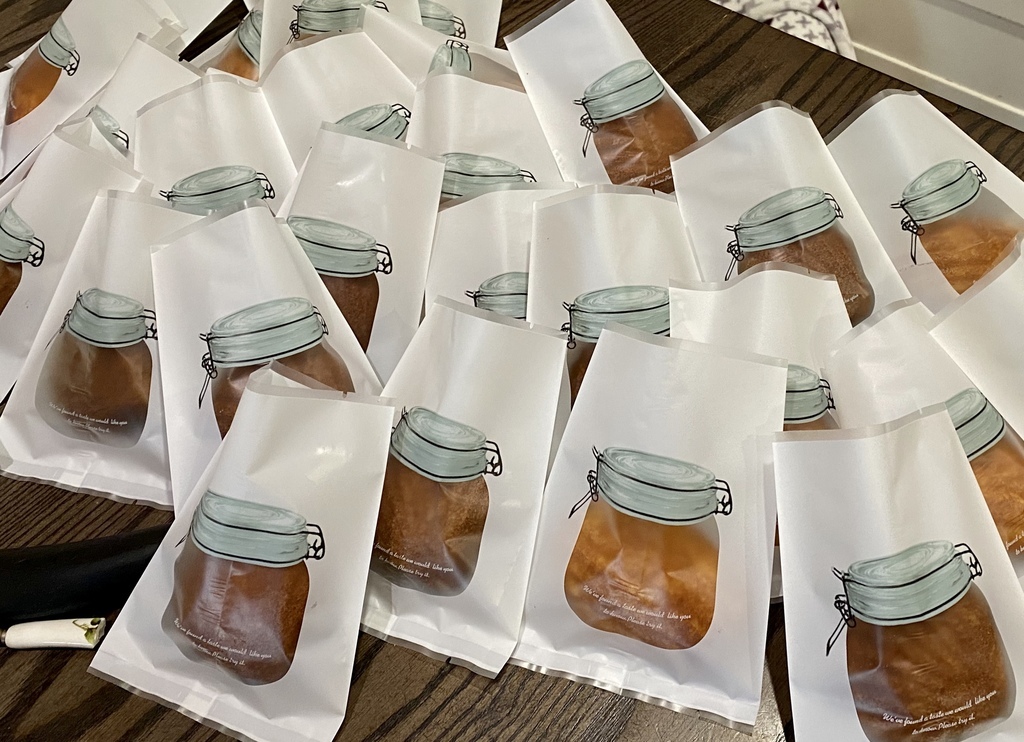 IMG_4715.HEIC IMG_4715.HEIC