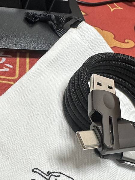 「分享」日本chillvibe 磁吸充電線