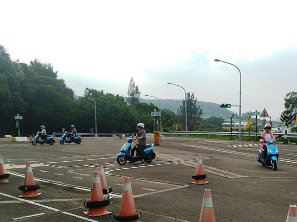 報名機車駕訓班通過考照享補助1300元好康只到11月底 新竹當舖 群益當舖 汽機車借款 新竹借錢 免留車實體店面外縣市可借