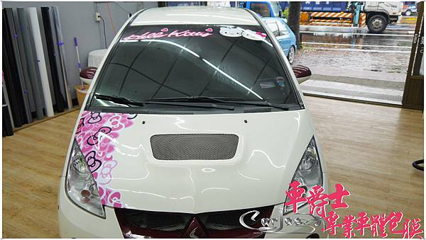 MITSUBISHI GOLT PLUS KITTY 車身彩貼 MITSUBISHI GOLT PLUS KITTY 車身彩貼