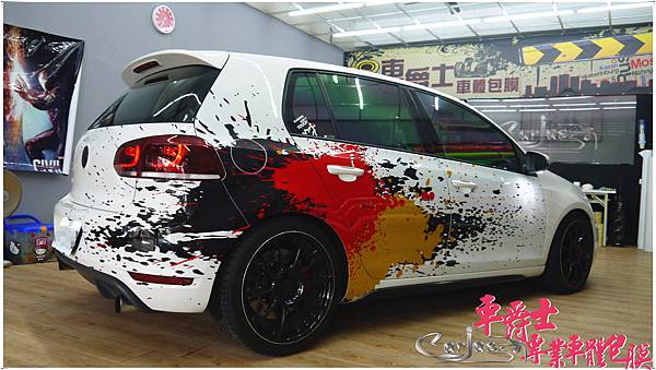 VW GOLF GTI 德國國旗三色 噴濺潑墨主題 車身彩貼 VW GOLF GTI 德國國旗三色 噴濺潑墨主題 車身彩貼