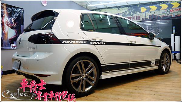 VOLKSWAGEN GOLF 運動線條 車身彩貼