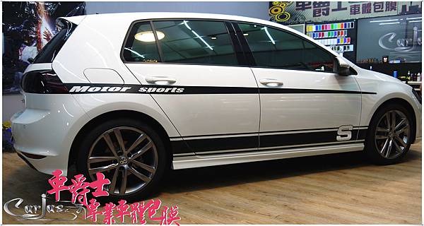 VOLKSWAGEN GOLF 運動線條 車身彩貼