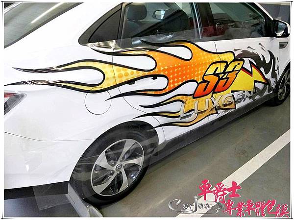 LUXGEN S3運動風格車身彩貼 LUXGEN S3運動風格車身彩貼