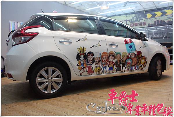 TOYOTA YARIS 航海王 海賊王 車身彩貼