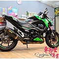 kAWASAKI Z800 客製化 極光金屬綠車身彩貼