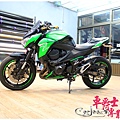 kAWASAKI Z800 客製化 極光金屬綠車身彩貼