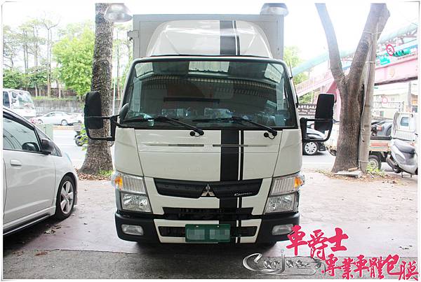 CANTER 3.5噸車頭 3D黑卡夢 運動線條 CANTER 3.5噸車頭 3D黑卡夢 運動線條