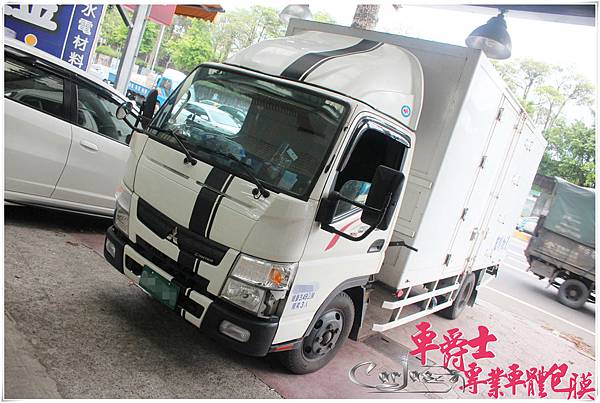 CANTER 3.5噸車頭 3D黑卡夢 運動線條 CANTER 3.5噸車頭 3D黑卡夢 運動線條