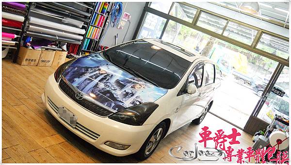 TOYOTA WISH 客製化金光布袋戲引擎蓋彩貼