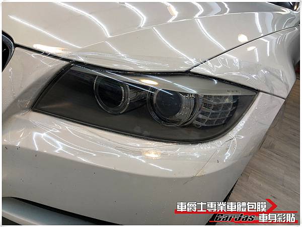 BMW 318i 大燈透明犀牛皮保護包膜