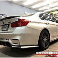 BMW 328i 空力套件變色珍珠白線條拉線