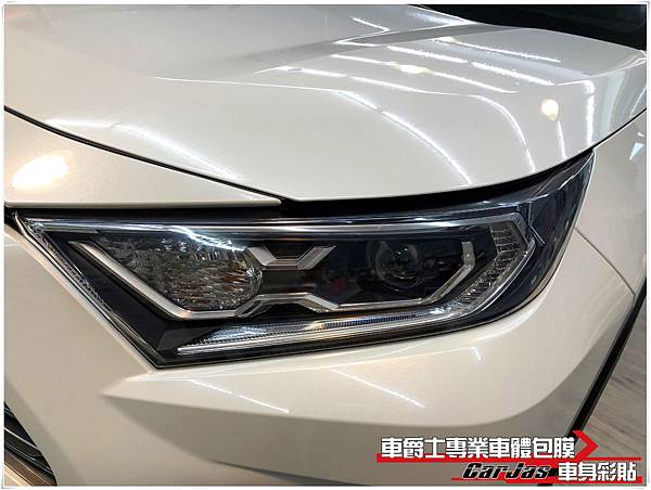 TOYOTA RAV4 大燈、引擎蓋 抗黃化透明犀牛皮保護包膜