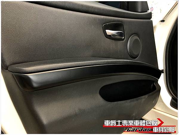 BMW 318i 內裝飾板 消光黑改色包膜 BMW 318i 內裝飾板 消光黑改色包膜