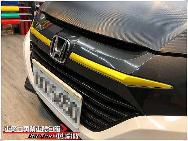 HONDA HR-V 引擎蓋 車頂 3D黑卡夢改色包膜 鍍鉻飾條 極光金屬金改色貼膜