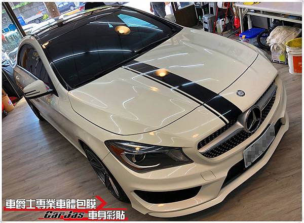 BENZ CLA250 客製化 運動線條 車身彩貼