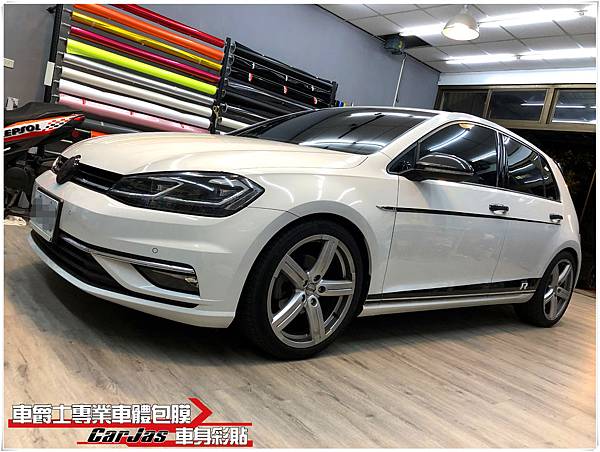 VOLKSWAGEN GOLF 客製化車身腰線車身彩貼