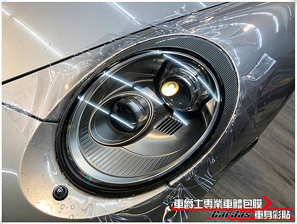 PORSCHE 911 大燈 透明犀牛皮保護包膜