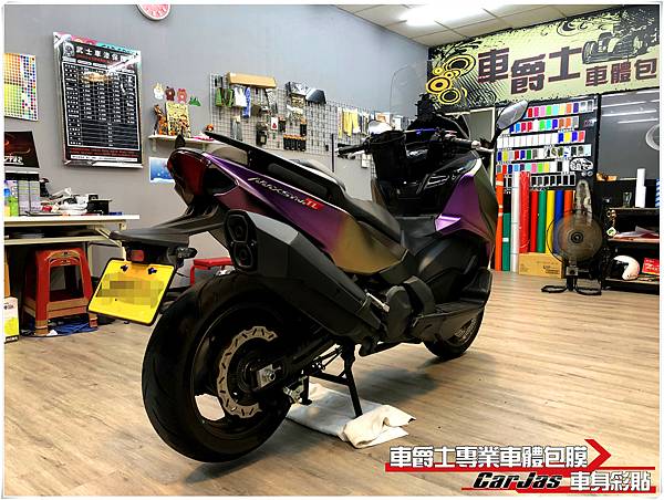 SYM MAXSYM TL 全車奢華變色、3D黑卡夢改色包膜