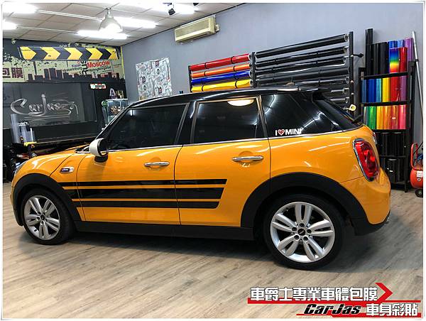 MINI COOPER 客製化運動線條車身彩貼