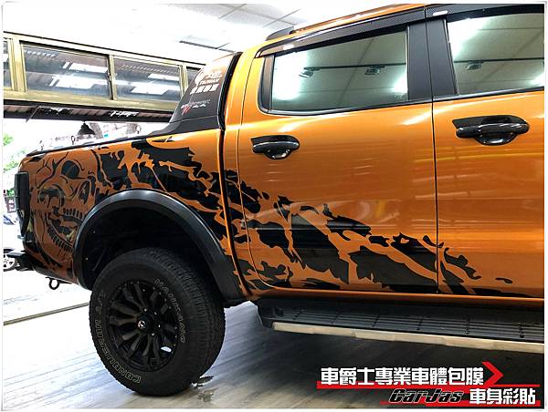 FORD RANGER 客製化運動線條車身彩貼