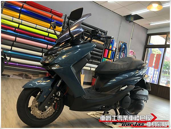 車爵士車體包膜車身彩貼-YAMAHA SMAX 全車殼、車燈自體修復透明犀牛皮保護包膜%26;3D黑卡夢改色包膜