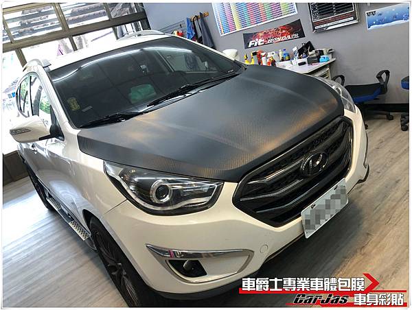 車爵士車體包膜車身彩貼-HYUNDAI ix35 引擎蓋 3D黑卡夢改色包膜