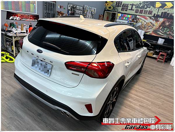 車爵士車體包膜車身彩貼-FORD FOCUS 全車漆面 TPU自體修復透明犀牛皮保護膜、車燈茶色燻黑改色包膜