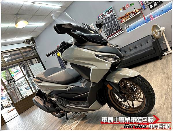 車爵士車體包膜車身彩貼-HONDA FORZA 350 全車殼、車燈、儀表 TPU自體修復透明犀牛皮保護包膜