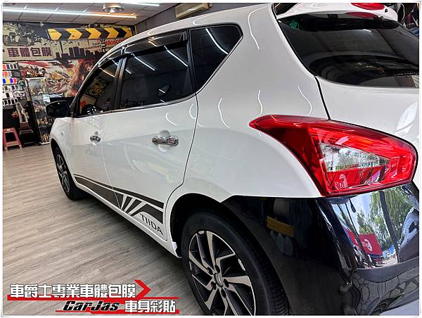 車爵士車體包膜車身彩貼-NISSAN TIIDA 客製化車身彩貼