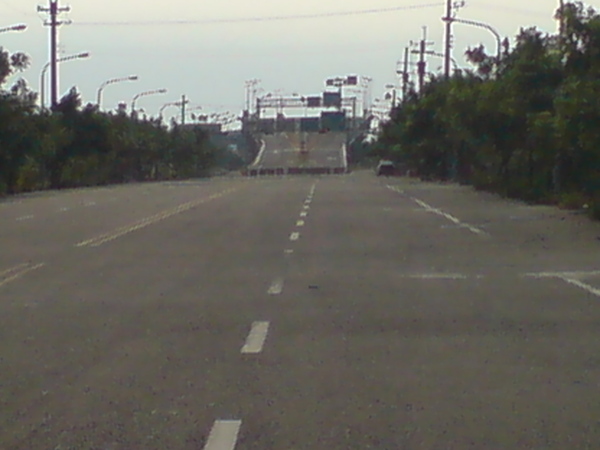 東口遠景