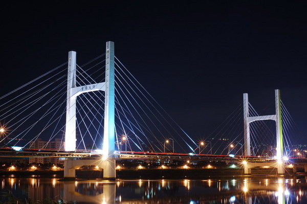 重陽橋夜景