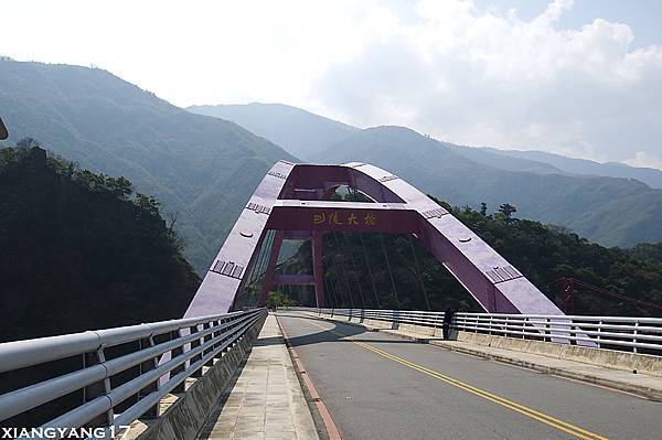 巴陵大橋