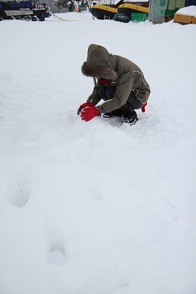 挑戰推雪人　＝　＝　失敗了