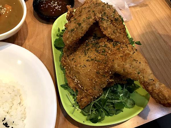 IMG_9387.JPG IMG_9387.JPG