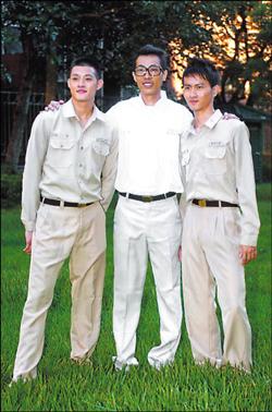 寇家瑞、馬念先與張捷在新片，穿起高中制服扮學生