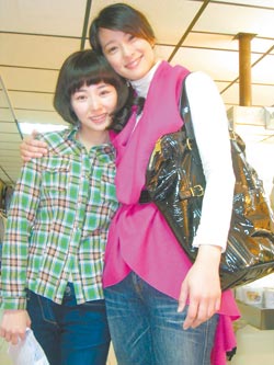 賴雅妍和陳怡蓉因合拍《光陰的故事》，兩人拍出感情。.jpg