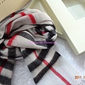 BURBERRY巴寶莉純羊絨圍巾男女士經典格子白色 2300 (2)_conew1
