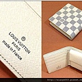 LV-編號N60018白色棋盤格可插卡和零錢袋短夾尺寸W12.5XH10CM1600