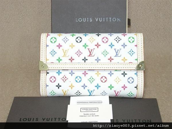 LV-白彩三折長款錢包M92659W19XH10XD3CM1900