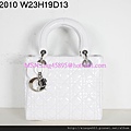 DIOR 2010白光配銀色扣手提包  2933563 W23H19D13CM 3800