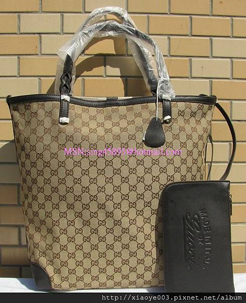 GUCCI-247220咖啡色肩背包 3000