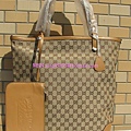 GUCCI-247220淺咖啡色肩背包 3000