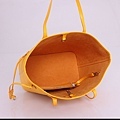 LV-M40882水波紋黃色束口包購物包單間包女包W32H29D19cm售價3800元 (1).jpg