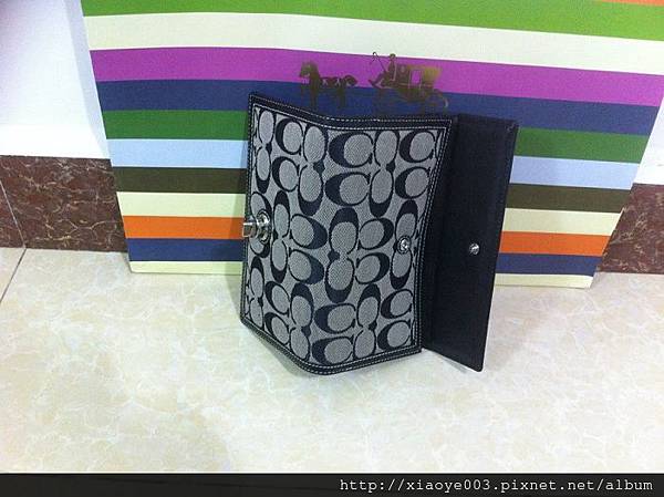 63613黑白 -2200 (1).jpg