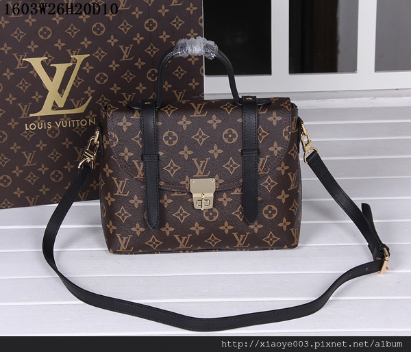 LV 1603 老花配黑色W26H20D10.jpg