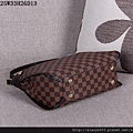 LV M41425咖啡格斜挎肩背包W33H26D13 (5).jpg