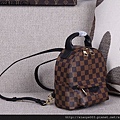 LV M41562 咖啡格迷你小號手提後背包W18H16D8 (1).jpg