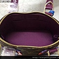 LV M41660 紫色贝殼包W25H19D12 (2).jpg